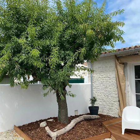 Re Island - Private Pool - Village Center *